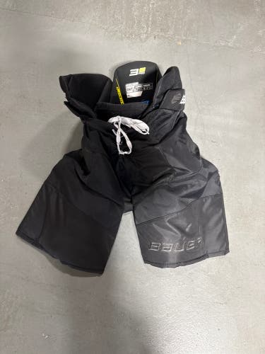 Black Bauer Supreme 3S Pro Hockey Pants (Used) | Intermediate Large