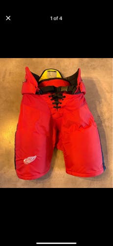 Detroit red wings reverse retro pro stock ccm hockey pants