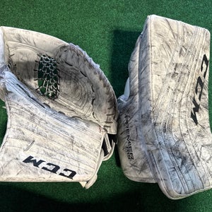 White Intermediate CCM Premier R1.9 Goalie Glove & Blocker Set Regular (Used)