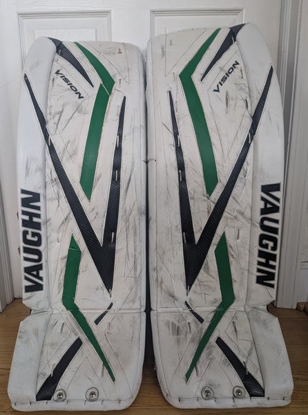 36" Vaughn Vision 9400 Goalie Leg Pads (Used)