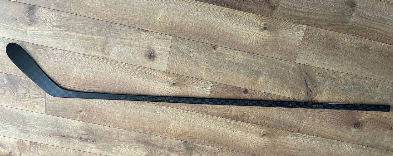 CCM RibCor Trigger 7 Right Handed Hockey Stick P28 85 Flex (New)