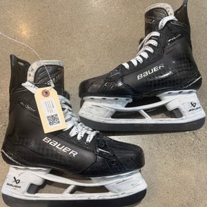 Senior Bauer Supreme Shadow Hockey Skates 8.5 fit 2 (Used)