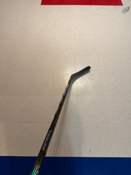 Senior Bauer Proto R Right Handed Hockey Stick P90TM 70 Flex (New)