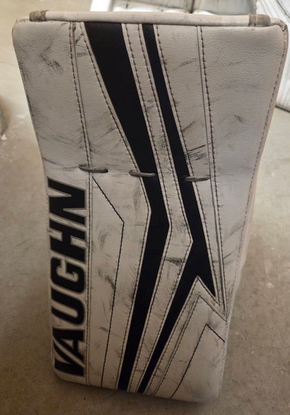 Vaughn V9 Pro Carbon Regular blocker.