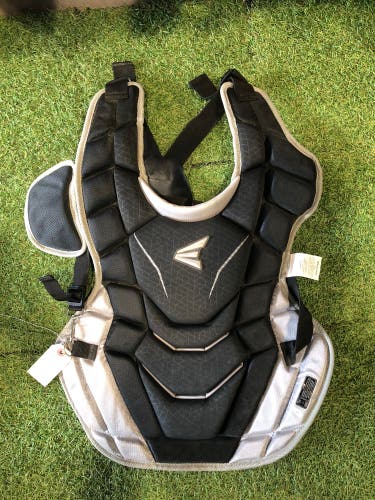 Black Adult Easton Gametime Catcher's Chest Protector (Used)