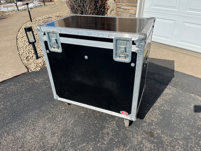 Travel Storage/Trunk (w/wheels)