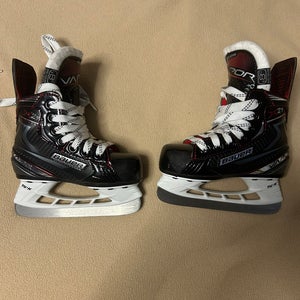 Bauer Vapor X2.7 Hockey Skates Regular Width 8 (New)
