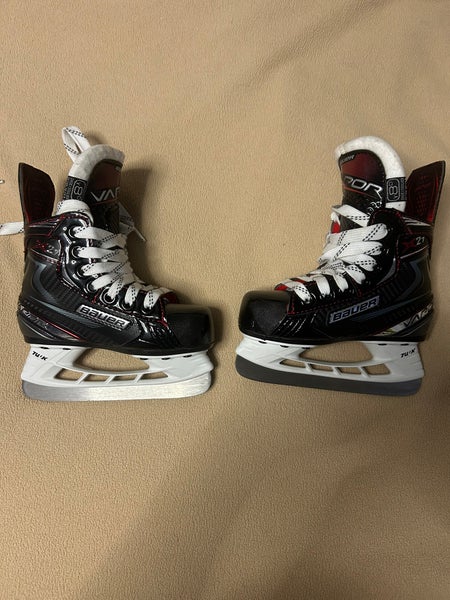 Bauer Vapor X2.7 Hockey Skates Regular Width 8 (New)