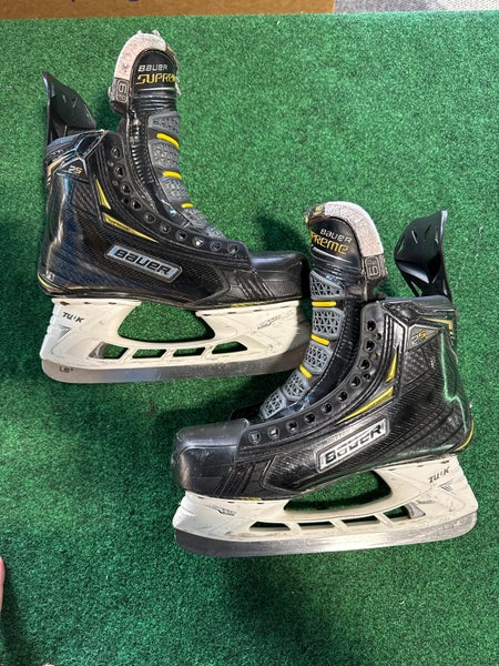 Senior Bauer Supreme 2S Pro Hockey Skates (Regular) Size 6.5 (Used)