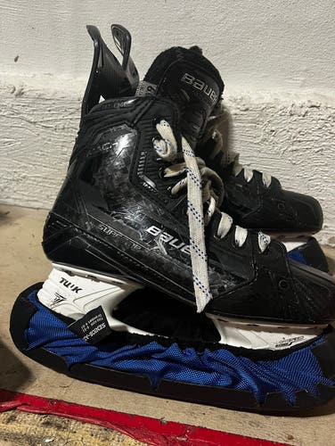 2022 Bauer Supreme Mach Hockey Skates Regular Width Size 6.5 (Used)