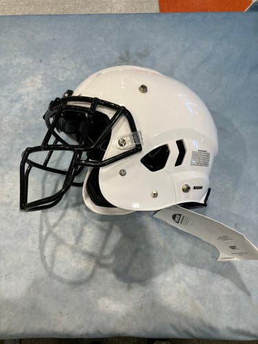 Youth Medium Schutt Vengeance A11 Helmet (New)