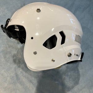 Youth XS Schutt Vengeance A11 Helmet (New)