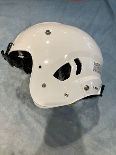 Youth XS Schutt Vengeance A11 Helmet (New)