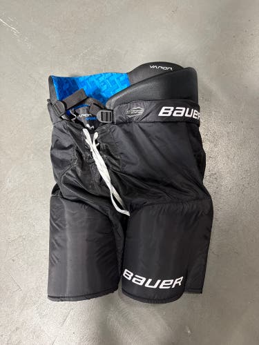 Black Bauer Vapor Volt Hockey Pants (Used) | Senior Large
