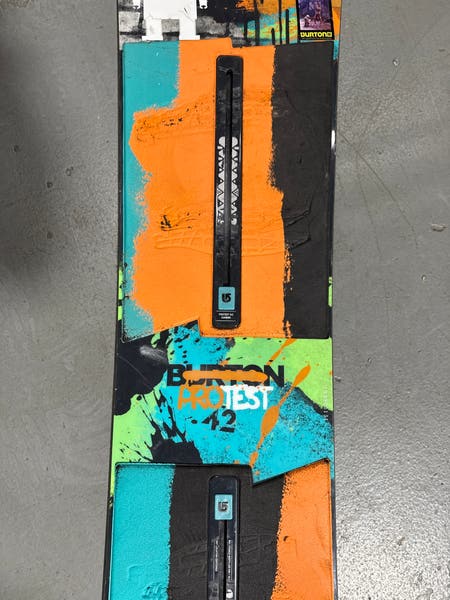 Kid's Burton Protest Snowboard Without Bindings 142 cm (Used