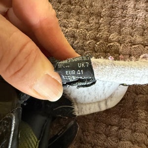 2018 Bauer Supreme 2S Pro Hockey Skates Size 6.5 (Used)