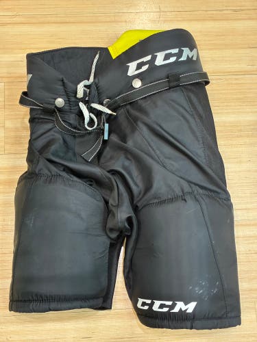 Black Junior Large CCM Tacks 9550 Hockey Pants (Used)