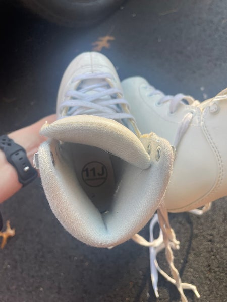 Jackson Ultima Figure Skates Junior 11 (Used)