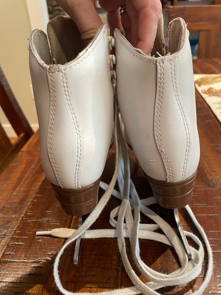 Jackson Ultima Mystique Figure Skates Junior 12 (Used)