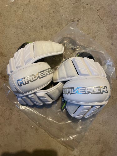 Large Adult Maverik Max Arm Pads (New)