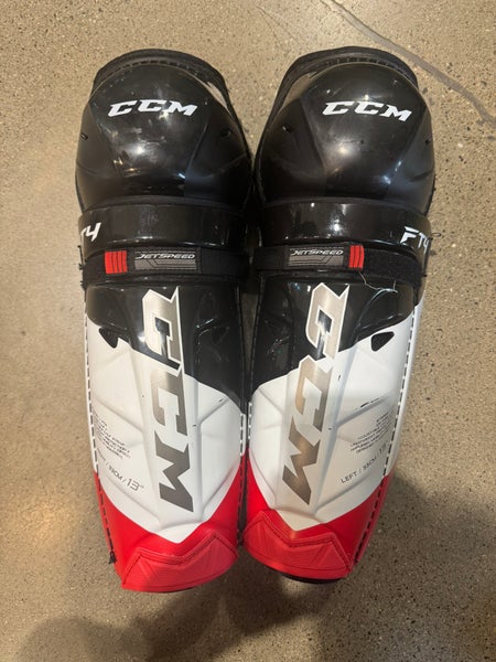 Intermediate CCM JetSpeed FT4 Shin Pads 13" (Used)
