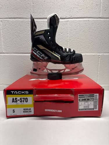 2022 CCM Tacks AS-570 Hockey Skates Regular Width Size 5 (New)