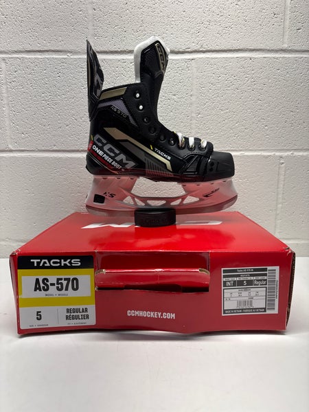 2022 CCM Tacks AS-570 Hockey Skates Regular Width Size 5 (New)