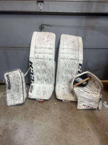 34" +1 CCM Extreme Flex III Regular Goalie Full Set (Used)