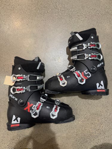 Mondo 27 & 27.5 Men's Alpina All Mountain Ski Boots (Used)