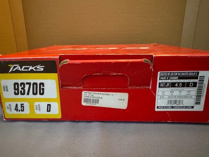 CCM Super Tacks 9370 Hockey Goalie Skates Regular Width Size 4.5 (Used)