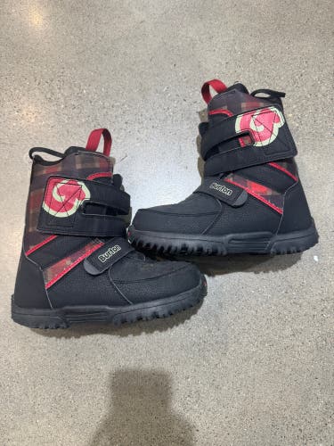 Kid's 5K (Toddler) Burton Grom Snowboard Boots Soft Flex (Used)