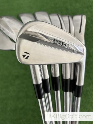 Taylormade P790 25 Forged Iron Set 4-P / NS Pro Modus Tour 105 Extra Stiff