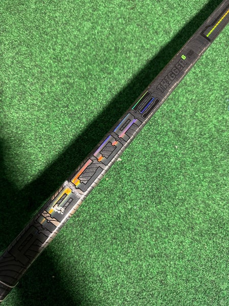 Junior CCM RibCor Trigger 6 Pro Hockey Stick Right Handed 40 Flex (Used)