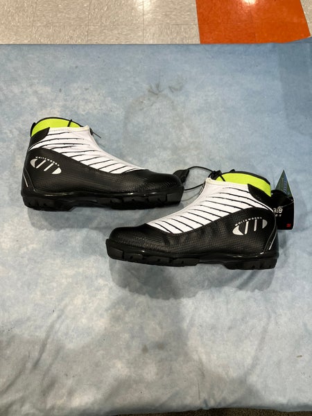 Whitewood 424NN Cross Country Ski Boots Size 43