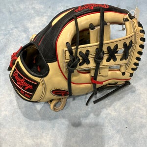 Brown Rawlings Heart of the Hide RH Baseball Glove 11.5" (Used)