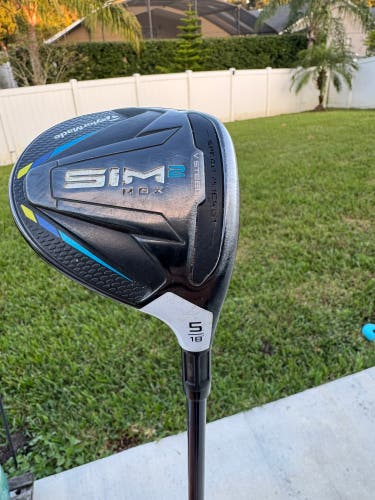 Men's TaylorMade SIM2 MAX Right Handed Fairway Wood Regular Flex 5 Wood (Used)