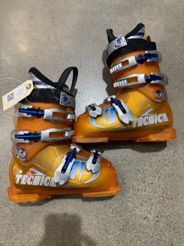 Tecnica Race Pro 70 Ski Boots | Boot Sole- 249mm |