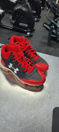 Used Under Armour 5.5 BB/SB Cleats Red Senior 5.5 11497-S000153626
