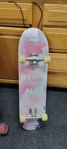 Used SKATEBOARD Complete Skateboard None Regular 11497-S000153612