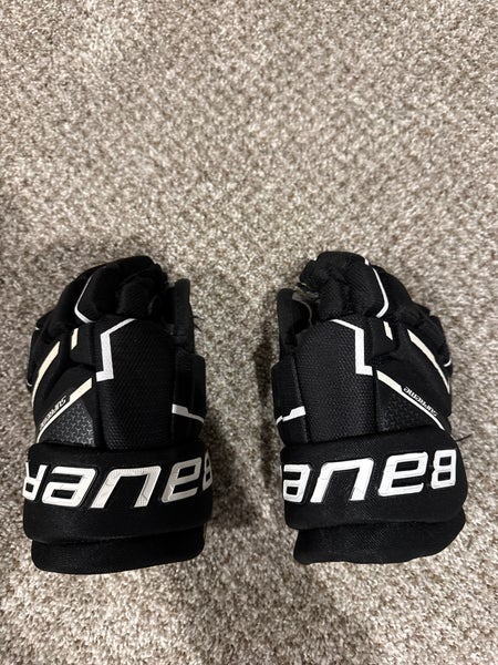 Bauer Supreme Mach Gloves 9" (Used)