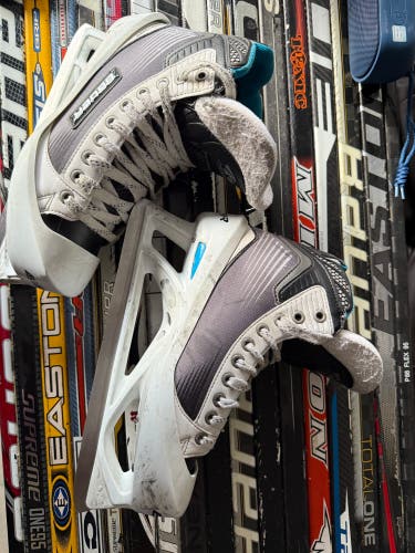 2013 Bauer Reactor 4000 Hockey Goalie Skates Regular Width 8 (Used)