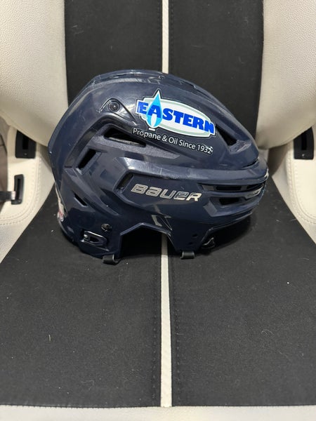 Small Bauer Re-Akt 155 Helmet (Used)