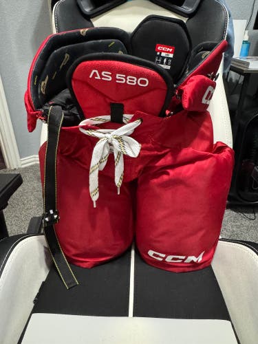 Senior Large CCM Tacks AS 580 Hockey Pants (Used)