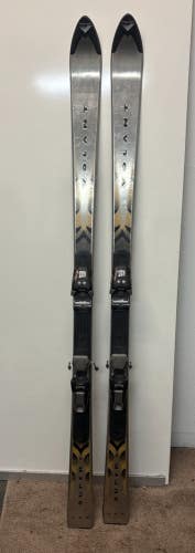 Volant Super Karve S 163cm Stainless Steel Capped Skis Marker M28 v Bindings