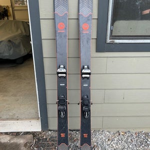 Unisex 2018 Rossignol 172 cm Powder Sky 7 HD Skis With Bindings Max Din 13 (Used)