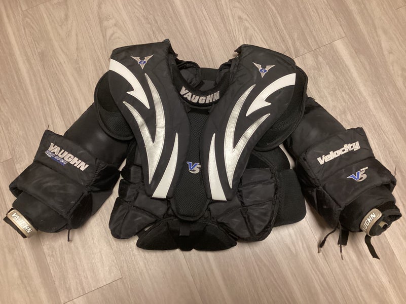 Vaughn Velocity V5 7800 Pro Senior Goalie Chest Protector S Small