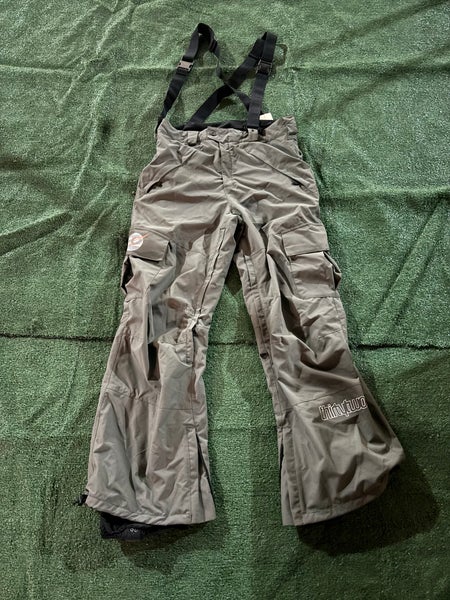 Gray Women's Adult Medium Thirty Two Pants