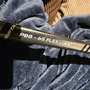 Intermediate Bauer Supreme 2S Team Left Hand Hockey Stick P88 65 Flex (Used)