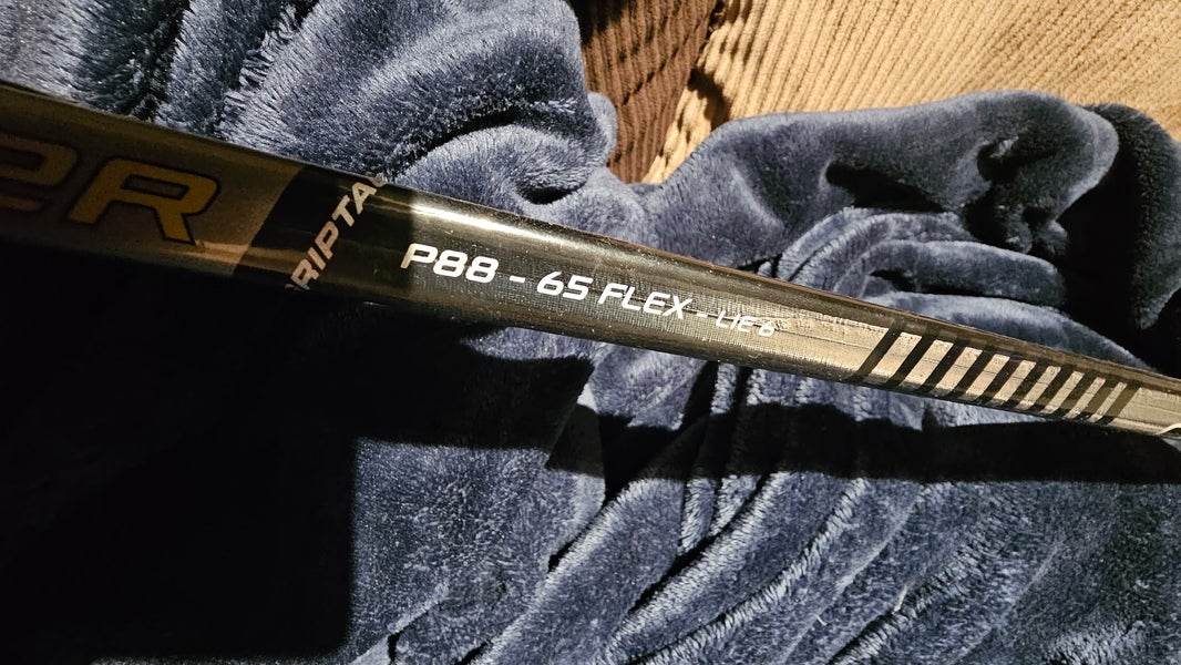 Intermediate Bauer Supreme 2S Team Left Hand Hockey Stick P88 65 Flex (Used)