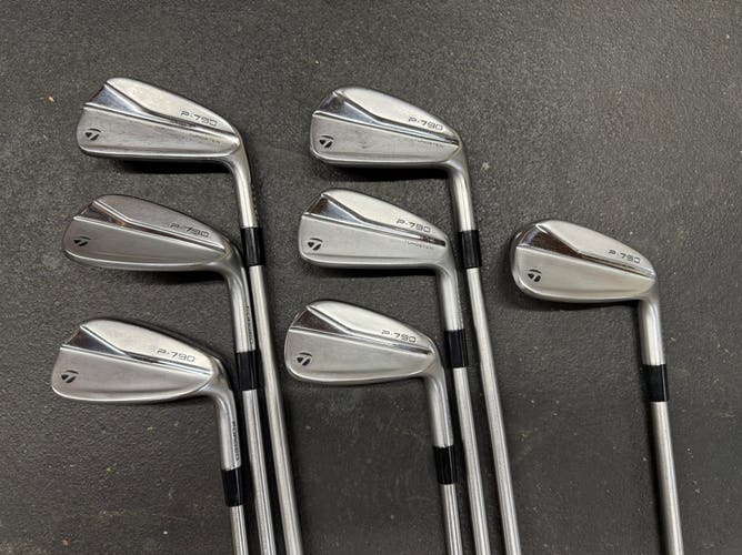 2021 TaylorMade 2021 P790 Right Handed Iron Set Regular Flex (7 Clubs) #5 - #9, PW, GW